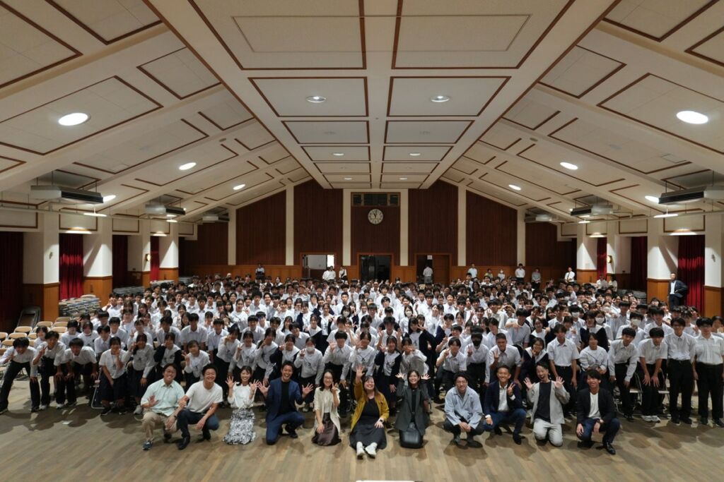 兵庫県立神戸高等学校にてキャリア探究講演会を実施学校教育×企業研修の教育プロジェクト「NEXT SENSEI」の一環