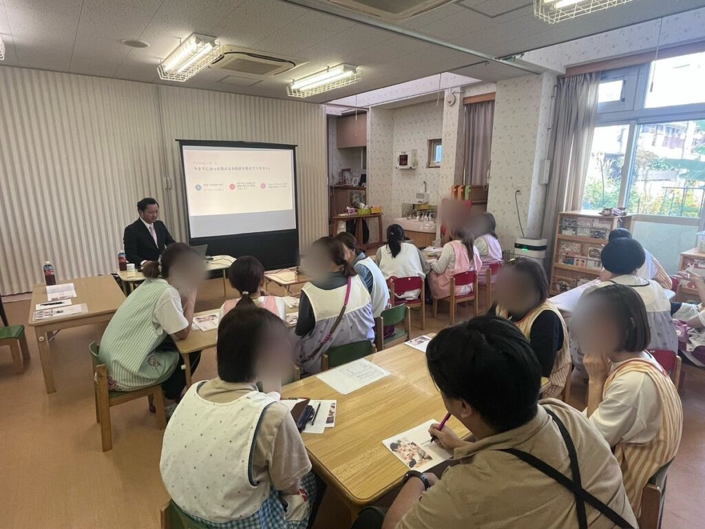 国立あゆみ保育園で第3回「不適切保育防止・メンタルヘルス研修」を開催