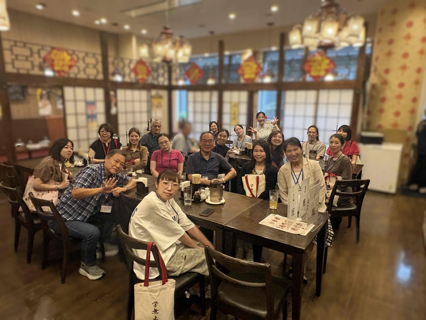 ランチ交流会の集合写真
