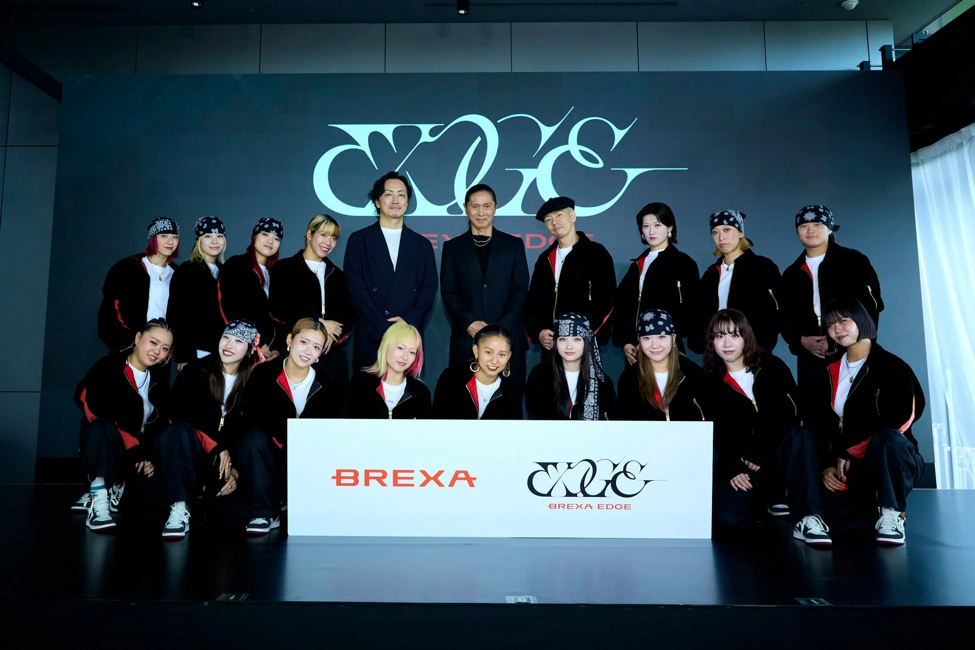 BREXA EDGEメンバー集合写真