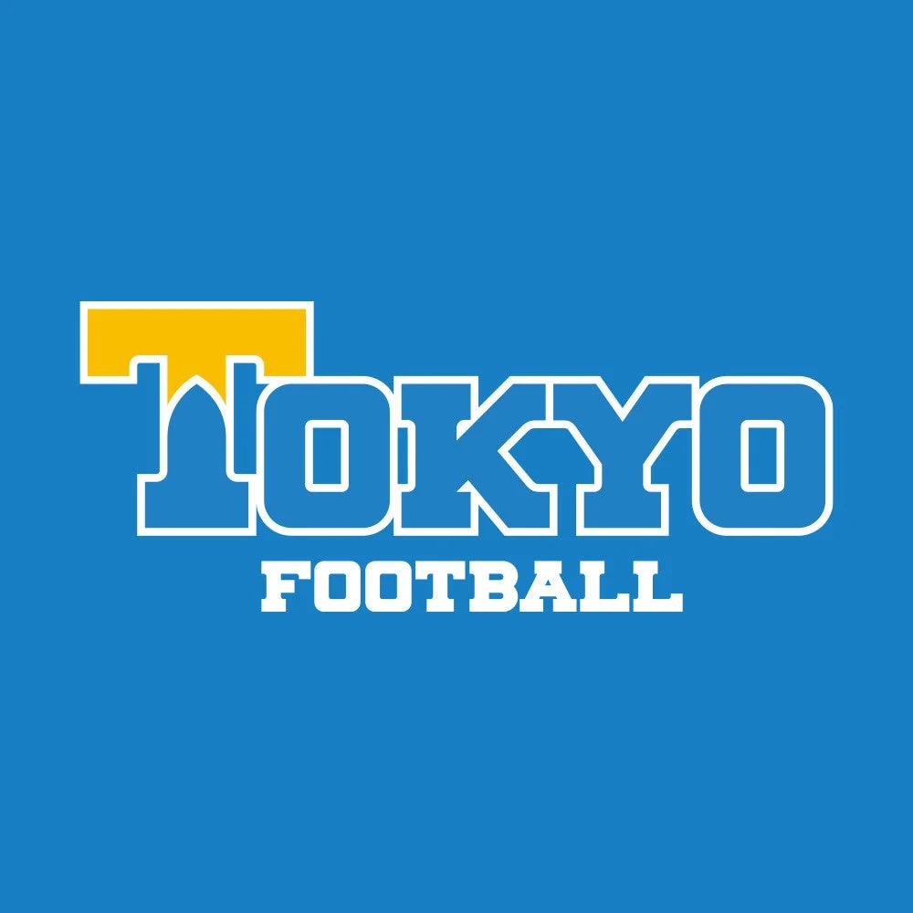 青い背景に「TOKYO FOOTBALL」と書かれたロゴマーク