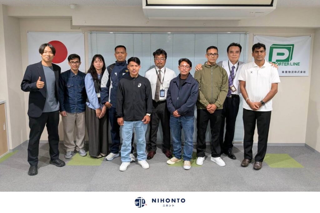 【東亜物流株式会社】ネパール人ドライバー5名が入社、海外で教育した人材の受け入れは初｜株式会社ニホントが現地で78時間の安全運転教育を実施