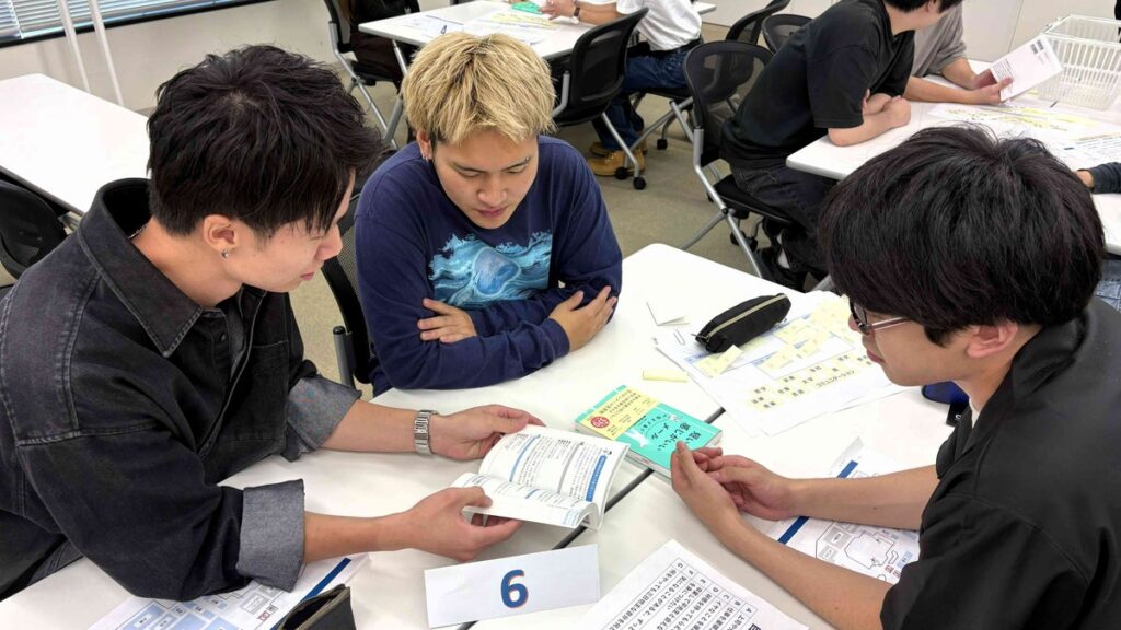 【新潟会計ビジネス専門学校】文部科学省委託事業「就労意識醸成講座」書店を活用したキャリア教育「本屋で探求」を実施！情報リテラシーと社会で活かせる実践力を育成！