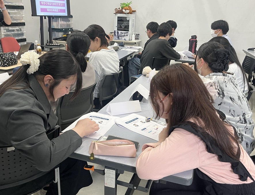 声優になる夢を、生活の不安であきらめない！企業と学校が連携し、声優を目指す学生の「夢」と「暮らし」を支援国際アート＆デザイン大学校声優科が特別研修を実施